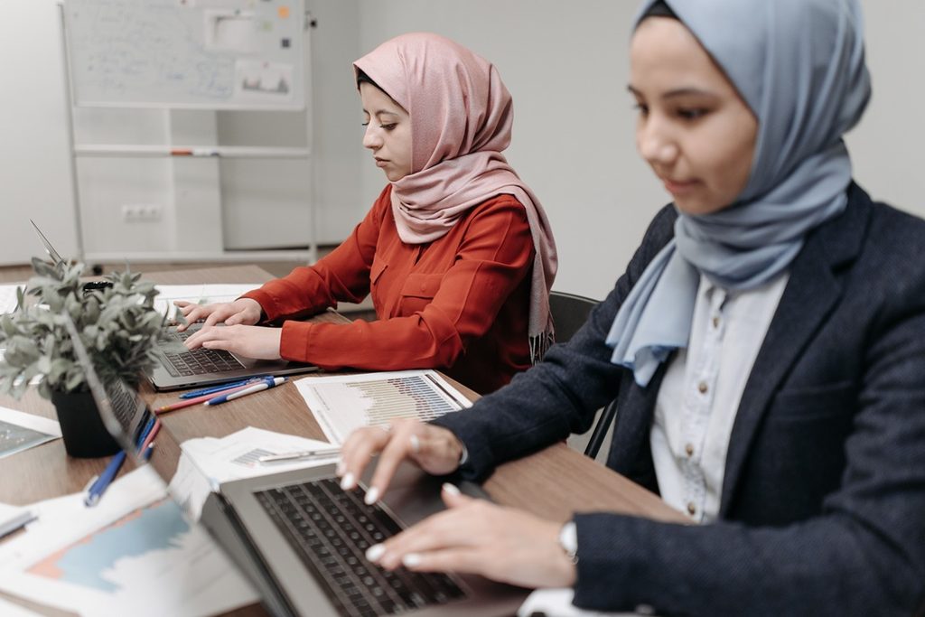 Rahasia Kerja Kantor Berbuah Pahala Akhirat